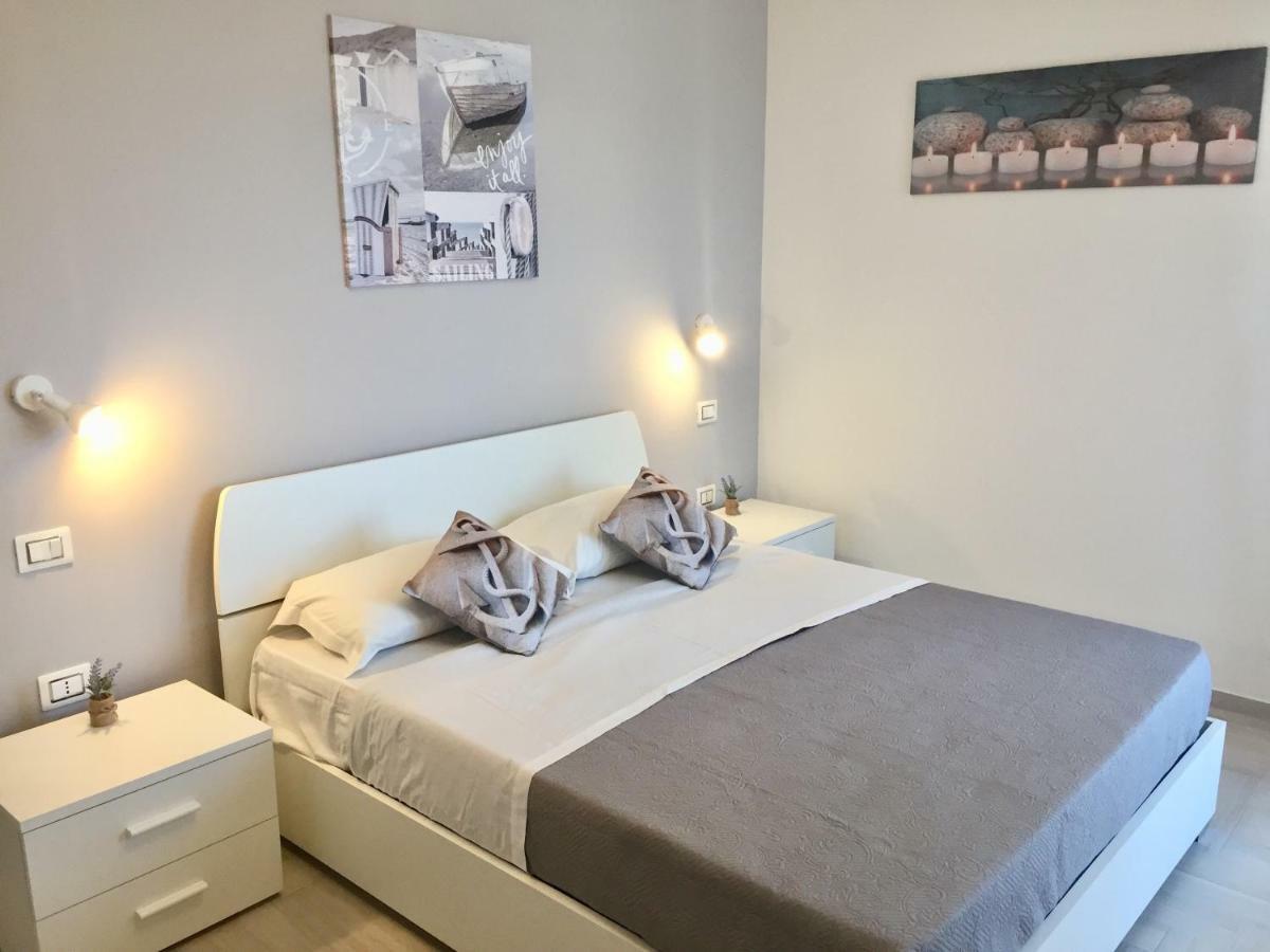 Le Domus Modern Apartments Cagliari Su Forti Ngoại thất bức ảnh