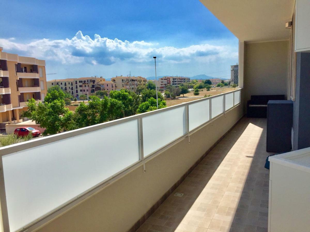 Le Domus Modern Apartments Cagliari Su Forti Ngoại thất bức ảnh