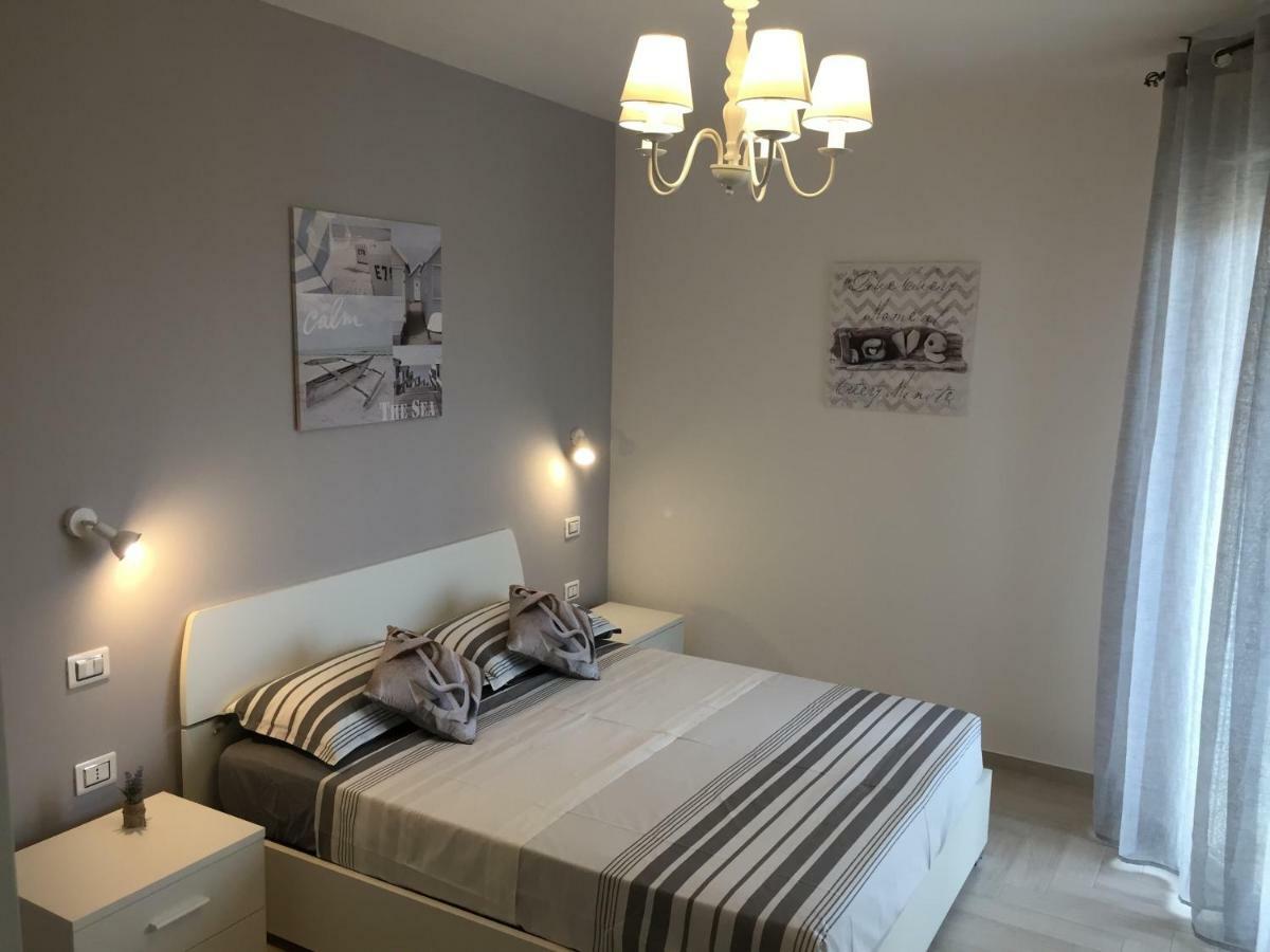 Le Domus Modern Apartments Cagliari Su Forti Ngoại thất bức ảnh