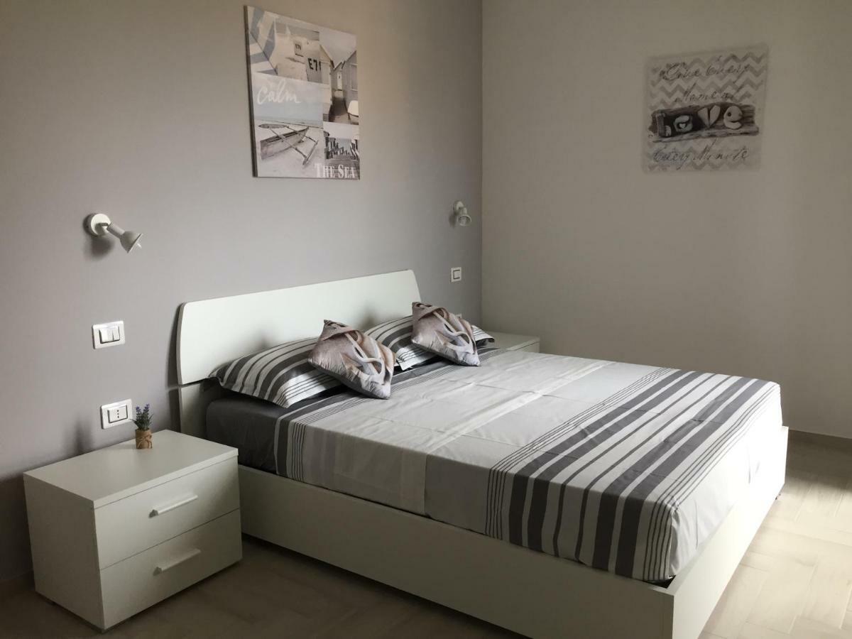 Le Domus Modern Apartments Cagliari Su Forti Ngoại thất bức ảnh