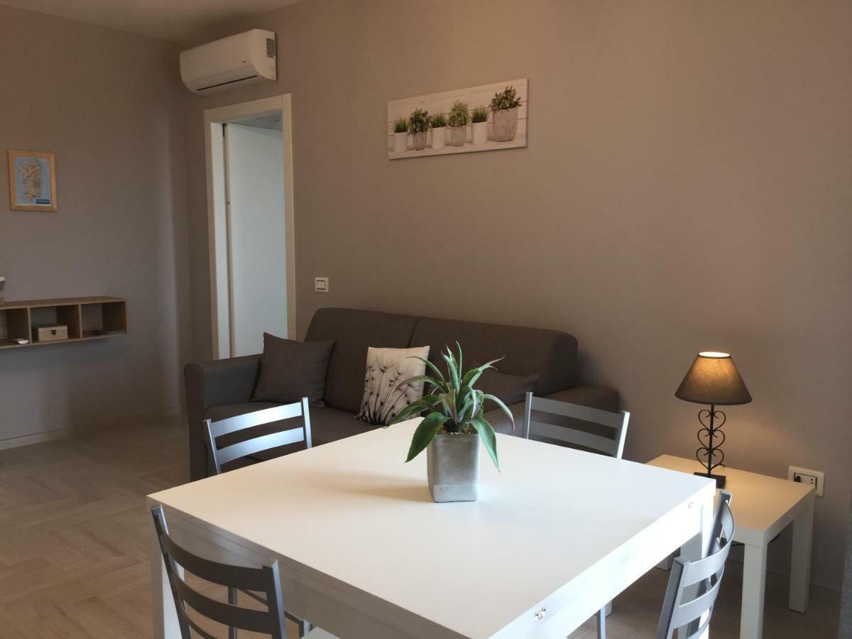 Le Domus Modern Apartments Cagliari Su Forti Ngoại thất bức ảnh