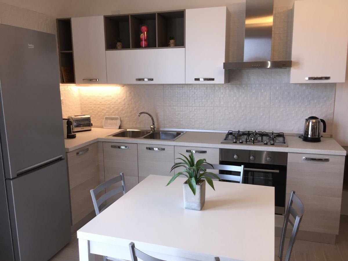 Le Domus Modern Apartments Cagliari Su Forti Ngoại thất bức ảnh